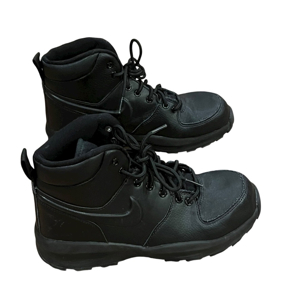 .Kids' Manoa 17 Lace Up Hiking Boot Big Kid. Size 6.
